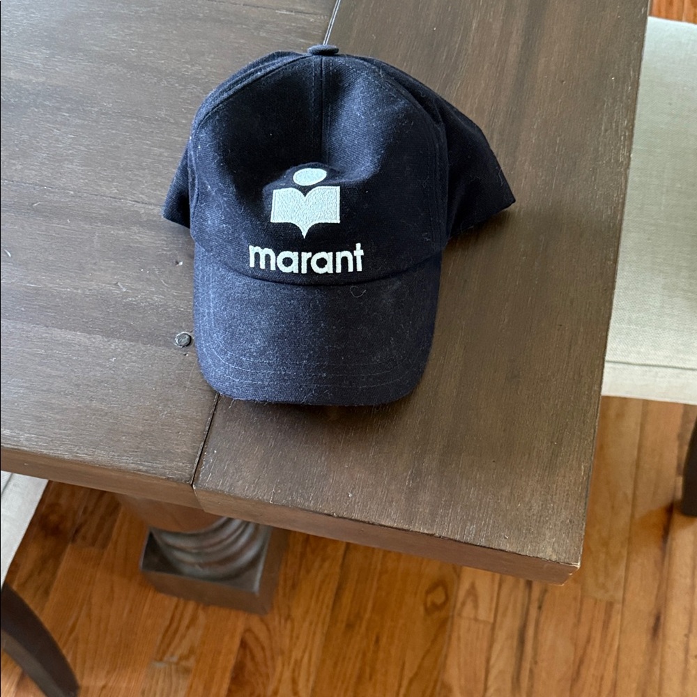 Marant Black Logo hat